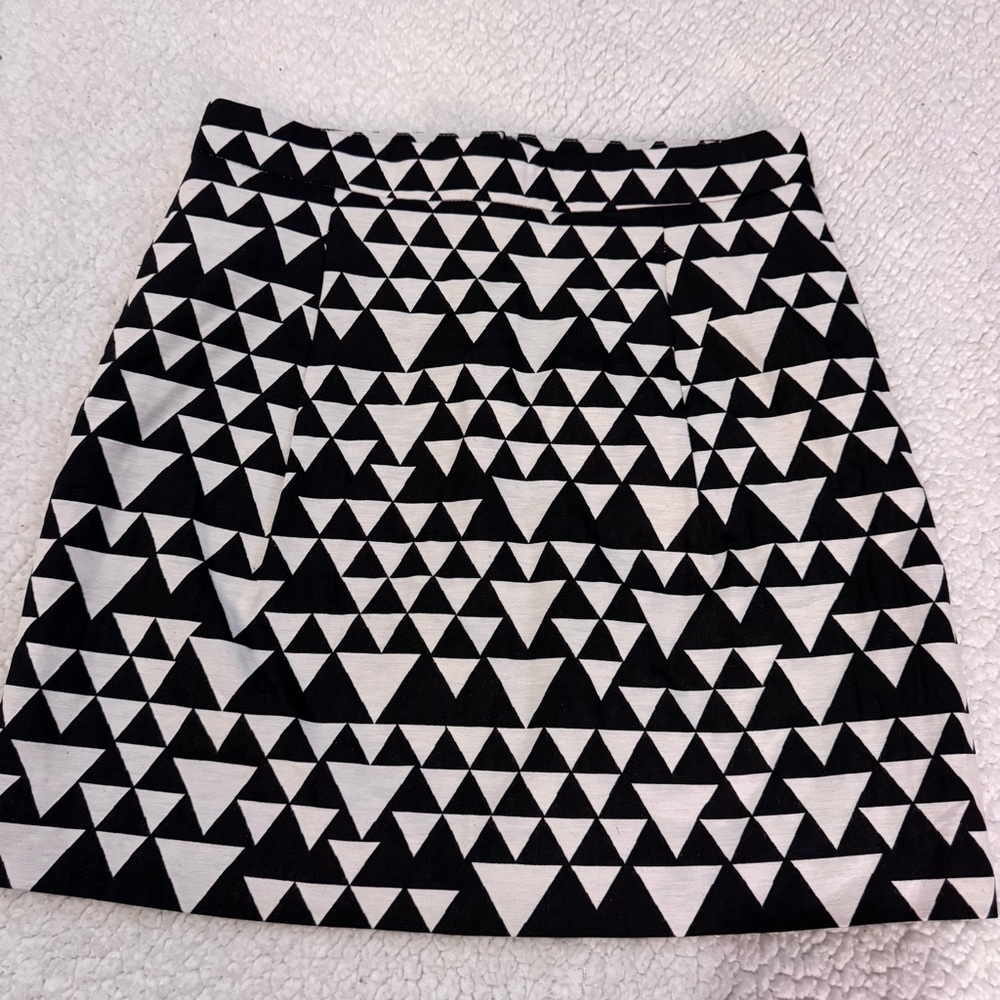 J. CREW Women's Black & White GEOMETRIC Triangles Mini Lined Skirt Size 0